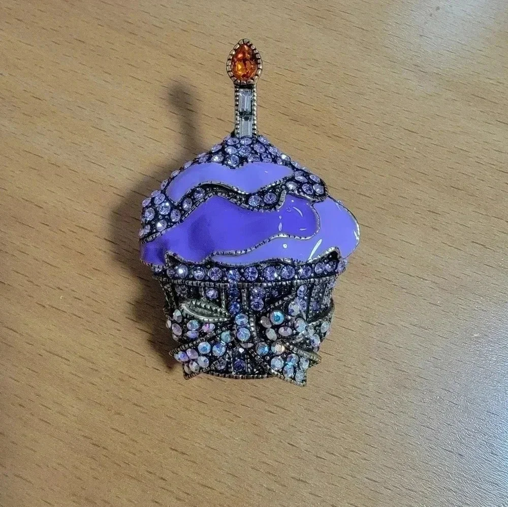 Heidi Daus Oh So Delicious Pave Crystal Cupcake Pin